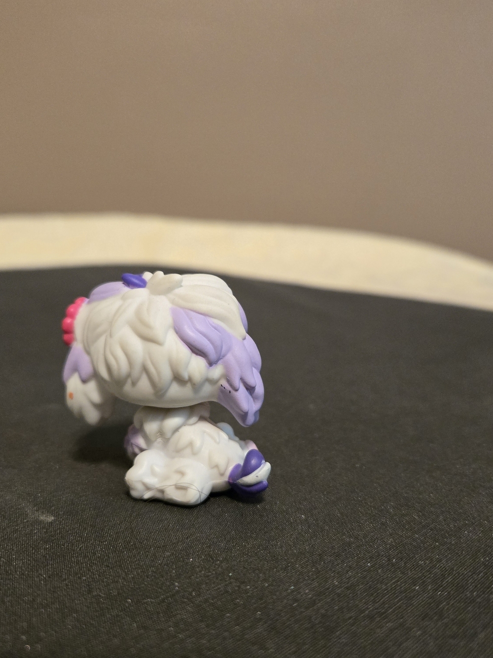 Littlest Pet Shop Birthday Playset with Party Pets And Accessories - Picture 5 of 11